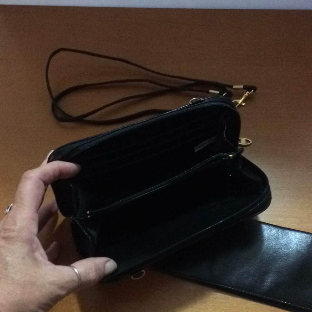 Wallet - Picture 3 of 4